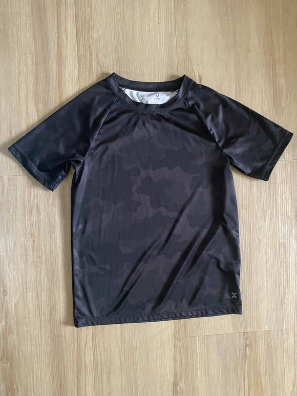 Xersion Quick-Dri Black Camo Athletic Tee, M(10-12)