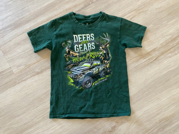 Bass Pro Shop 'Deers and Gears' Tee, S(6-7)