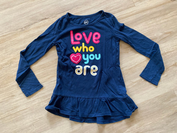 Wonder Nation 'Love who you are' Long Sleeve, M(7-8)