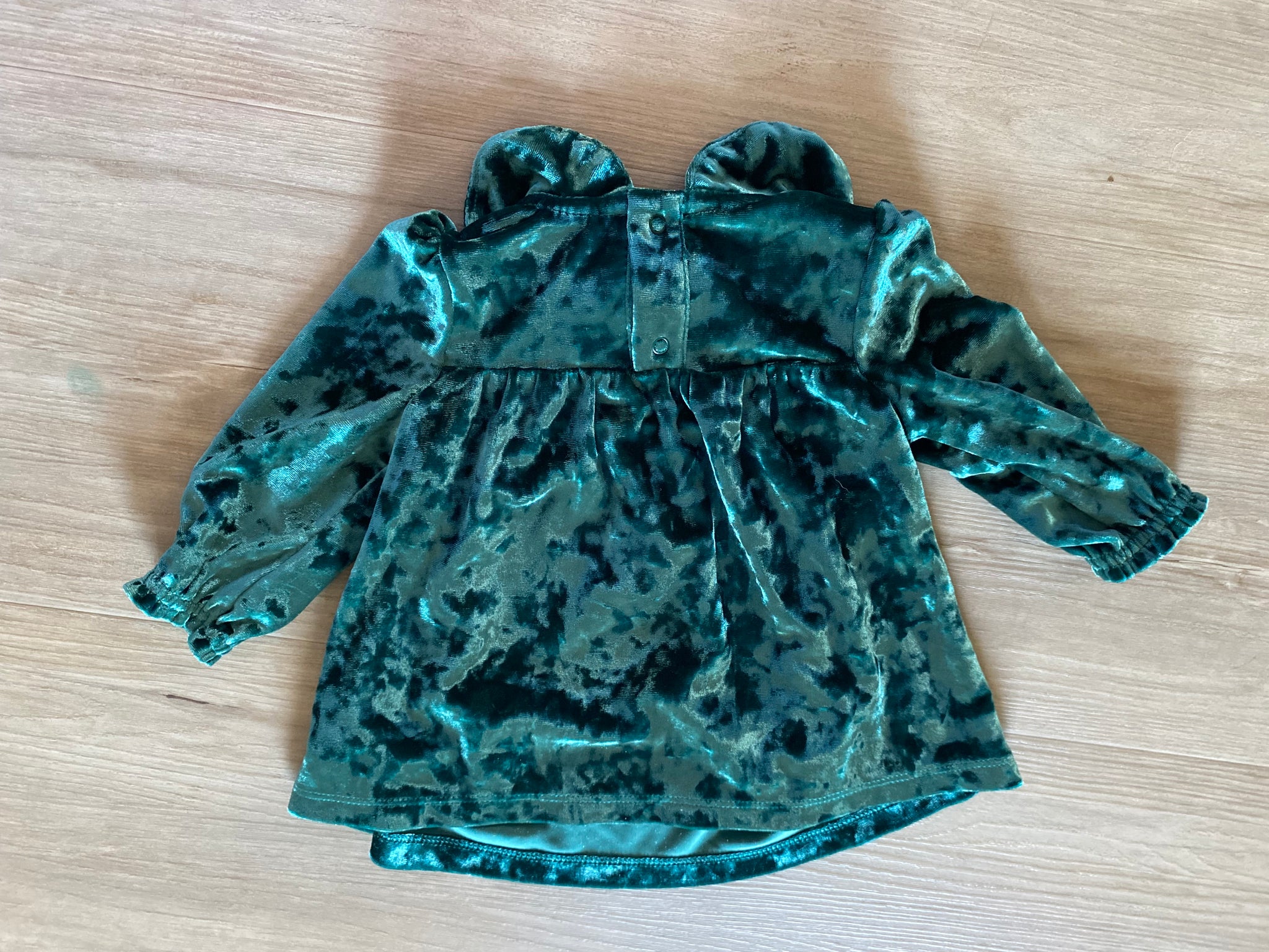 green emerald velvet dress Leyland Green Velvet Dress for Special Moments main image 0
