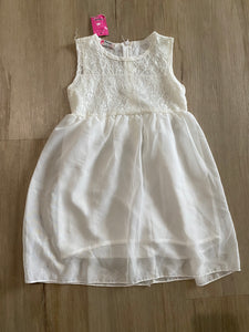 NWT Vogue Fashion Lace Dress, 140 (~6Y)