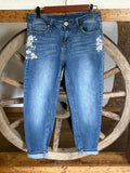 Time and Tru, Loose Fit Blue Jeans, Embroidered Flowers down sides, Size 4