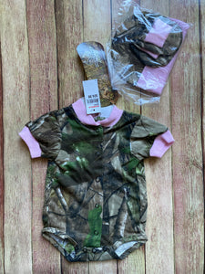 NWT Scheels Realere Camo Set of 3, Newborn