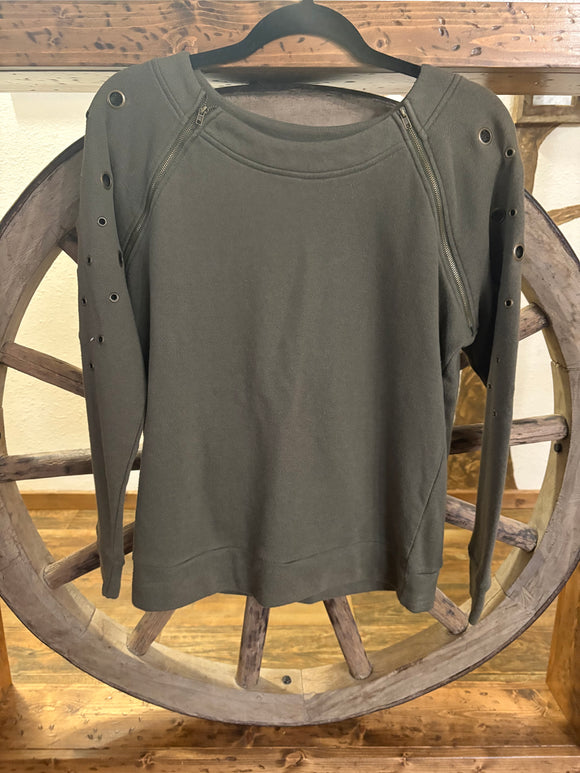 Venus, Green sweatshirt, Zippers at both collars, Long Sleeves, Med