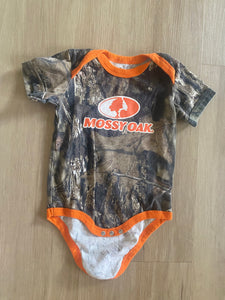 Mossy Oak Orange Camo Onesie, 18M