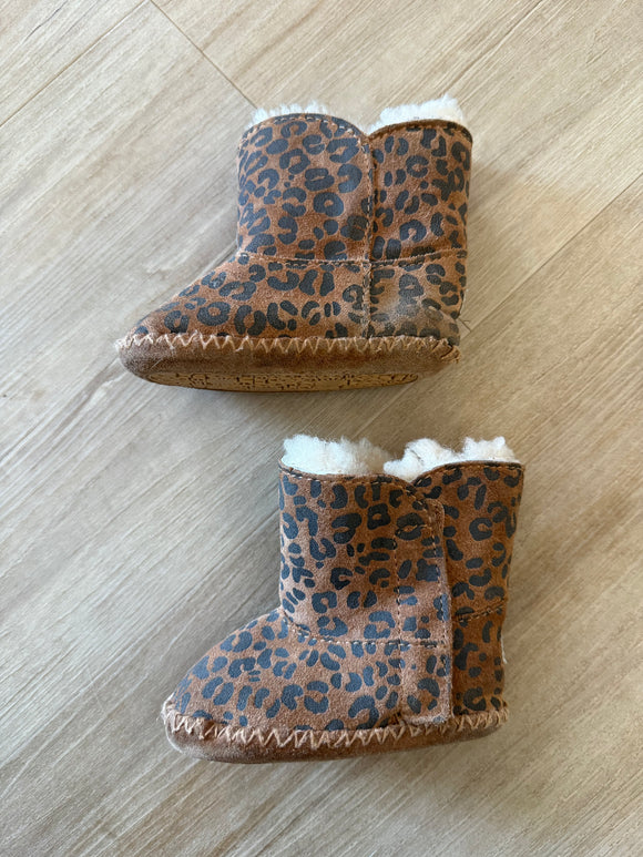 Ugg Australia Baby Leopard Booties, 2/3 baby