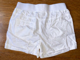 White Shorts, 10